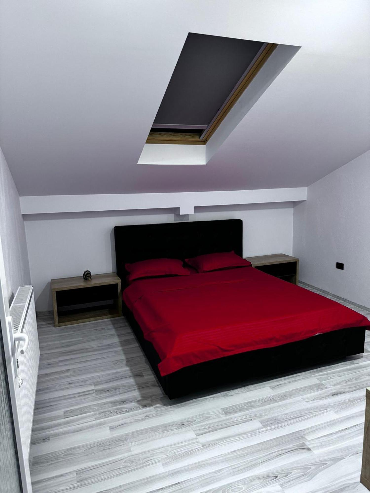 Ferienwohnung Whitehouse2 Arad Exterior foto