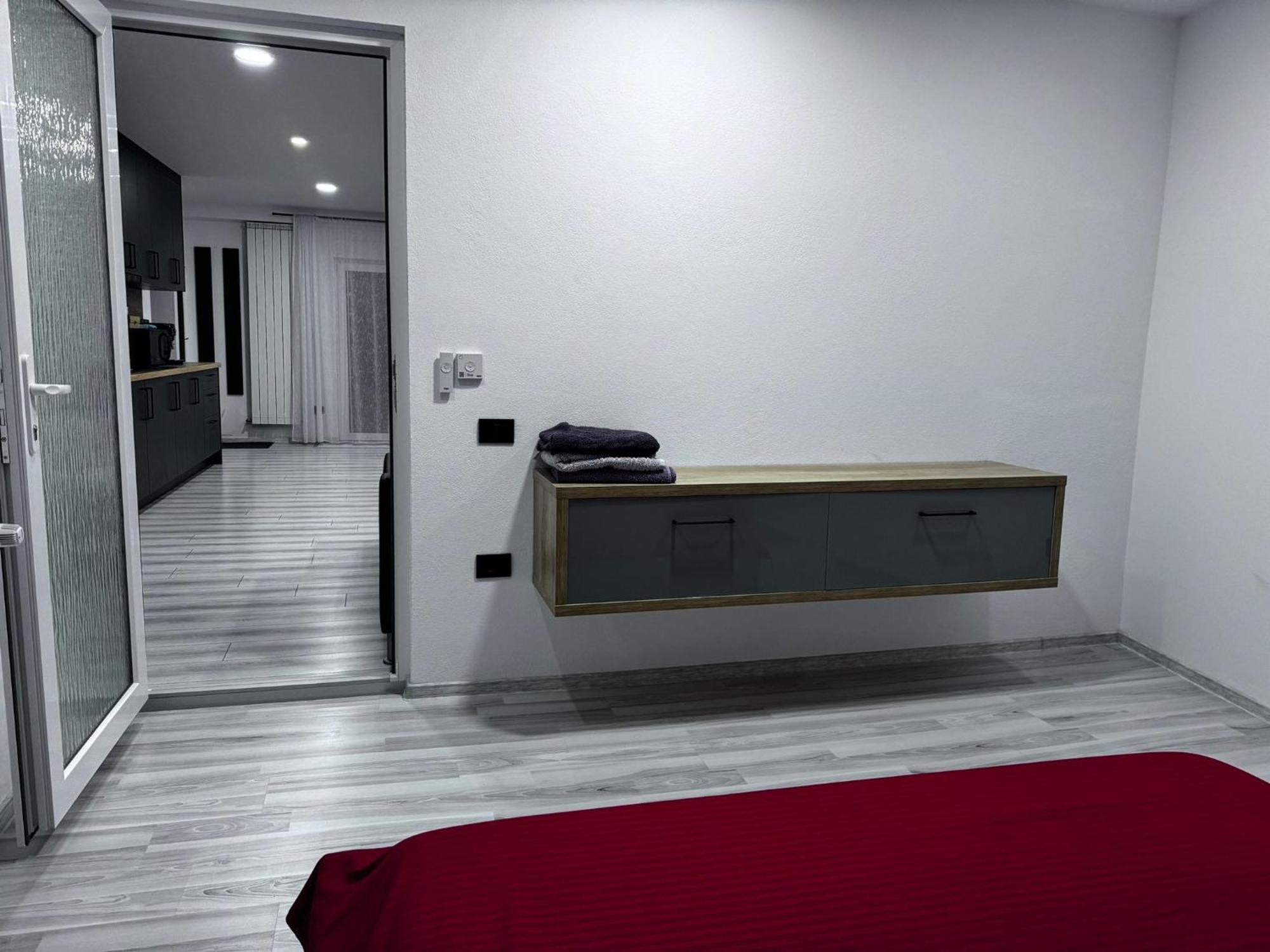 Ferienwohnung Whitehouse2 Arad Exterior foto