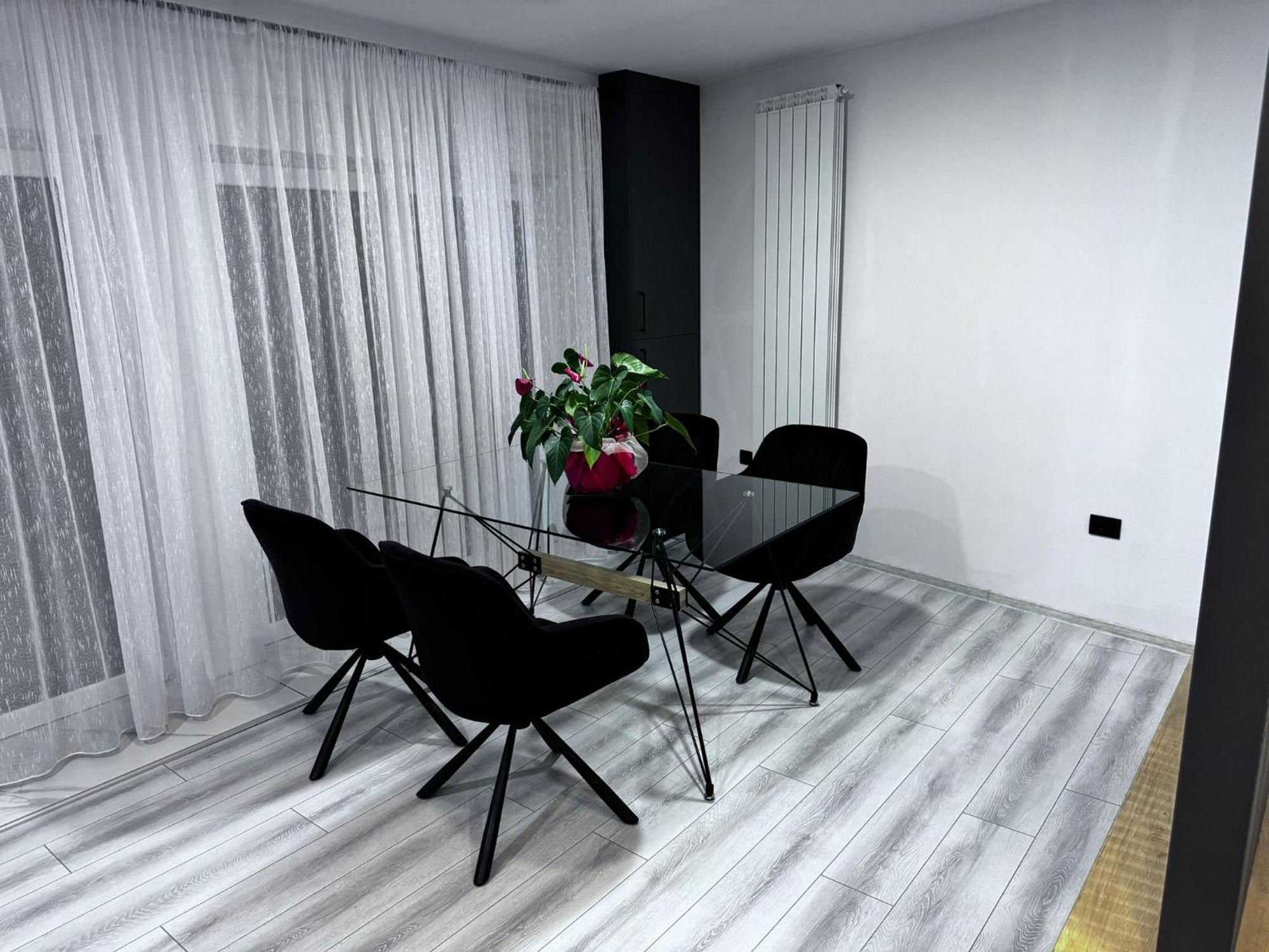 Ferienwohnung Whitehouse2 Arad Exterior foto